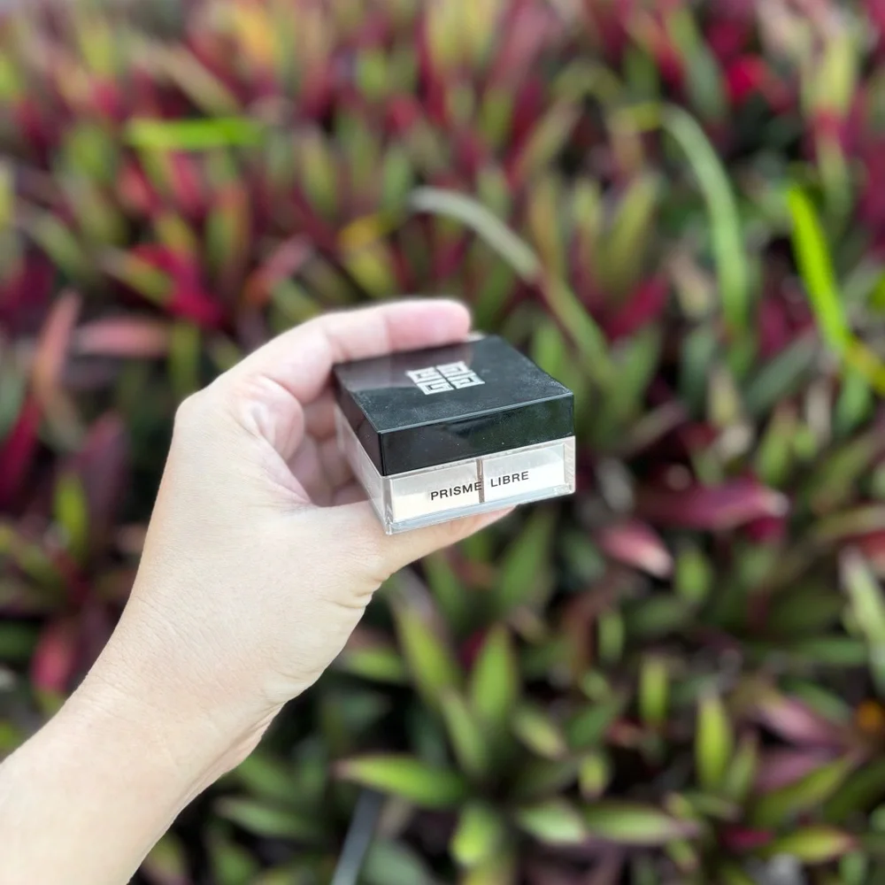 Givenchy Mini Illuminating & Color Correcting Loose Powder • Voile Rose